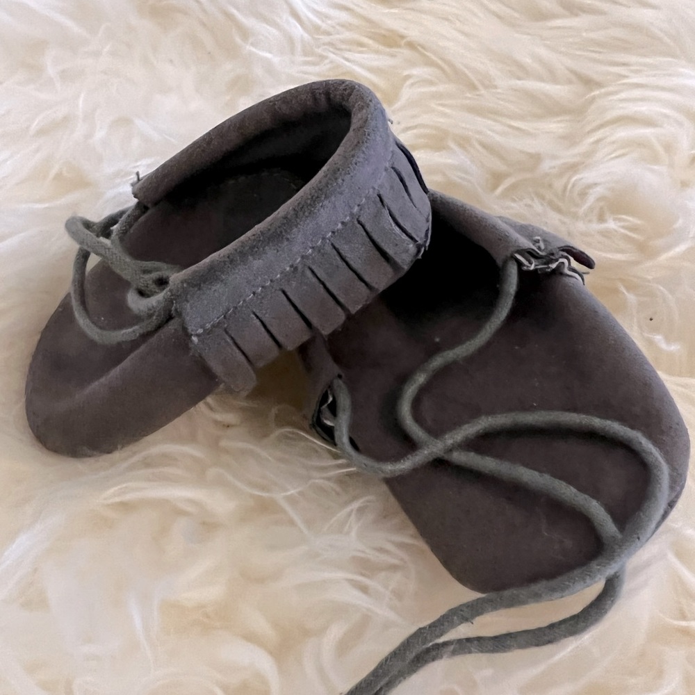 Grey Leather tie Moccasins